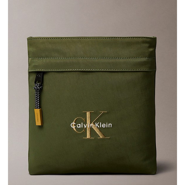 BOLSO CALVIN KLEIN LV04D3178GLLP
